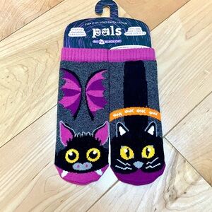 Toddler pals Socks Bat & black Cat Mismatched Grippy Socks - kids size small